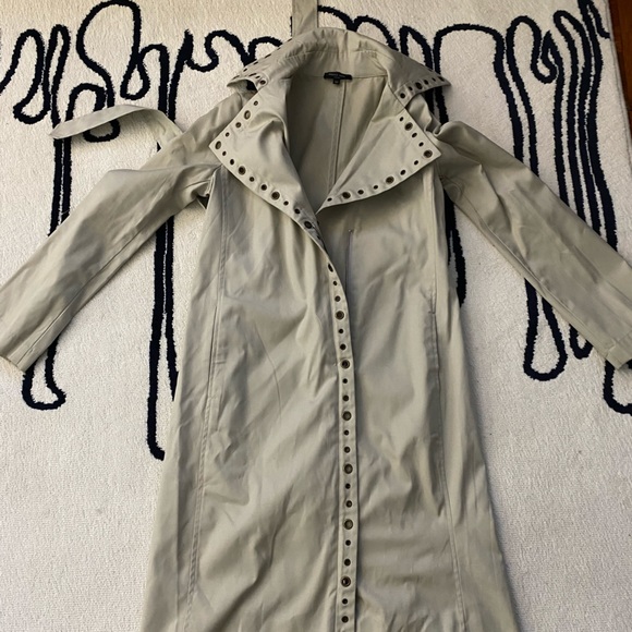 Angela Mele cotton, zippered, grommets, beige trench coat. Size 40 (4-6 US) - Picture 1 of 9
